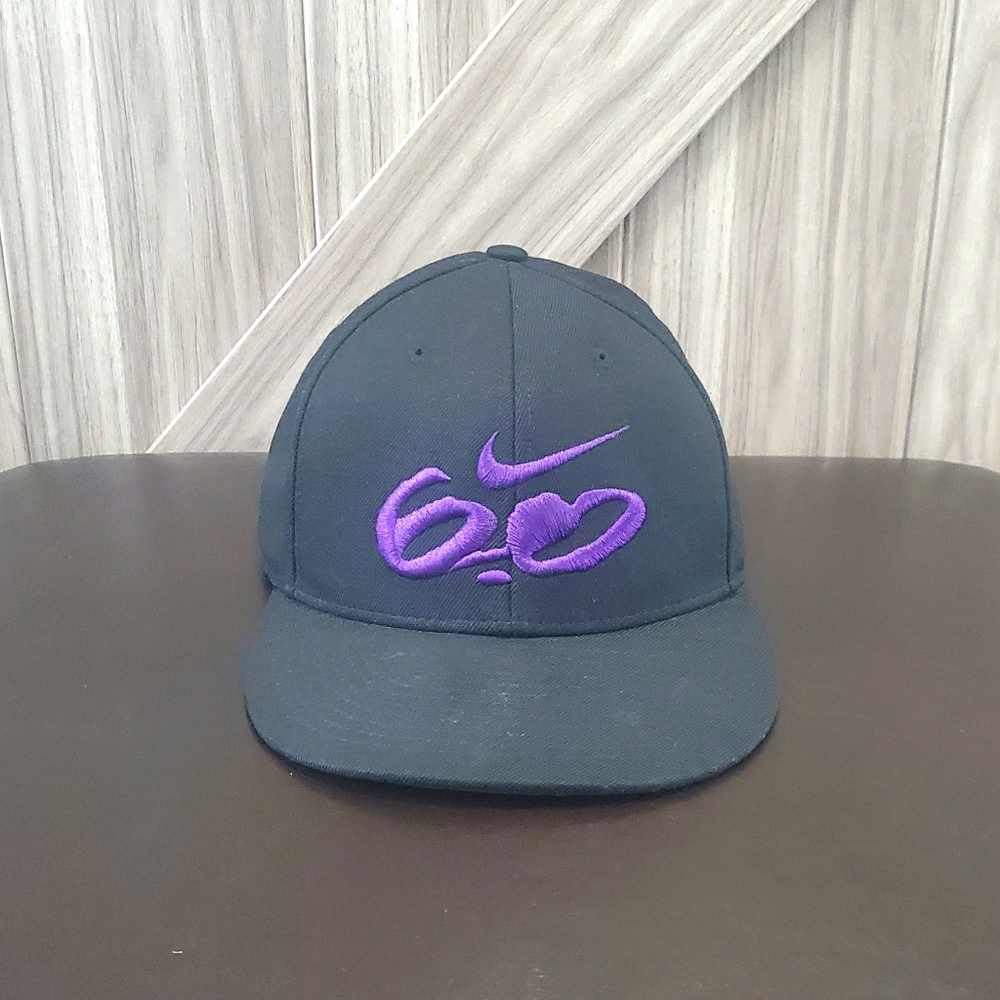 Nike 6.0 Fitted Hat
